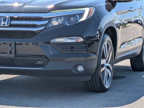 Certified 2017 Honda Pilot Touring image 9