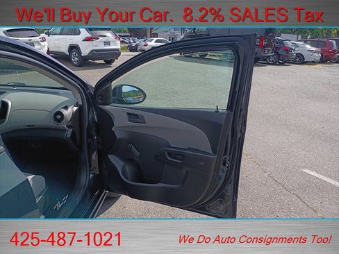 Used 2015 Chevrolet Sonic LS FWD image 19