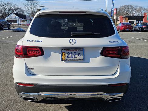 Used 2022 Mercedes-Benz GLC 300 4MATIC image 5