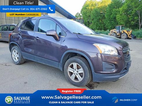 Used 2016 Chevrolet Trax LT AWD/4WD image 5