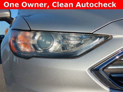 Used 2017 Ford Fusion S image 10