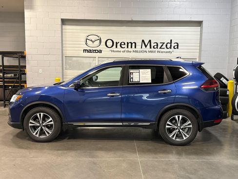 Used 2018 Nissan Rogue SL w/ Premium Package AWD/4WD image 27