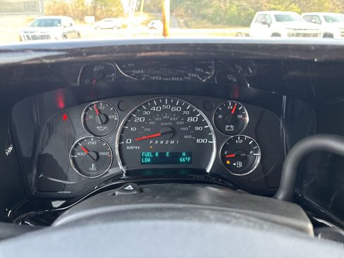 New 2025 Chevrolet Express 2500 1WT w/ Driver Convenience Package image 18