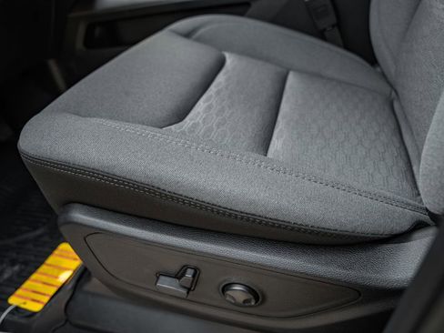 New 2025 RAM 1500 Big Horn image 32