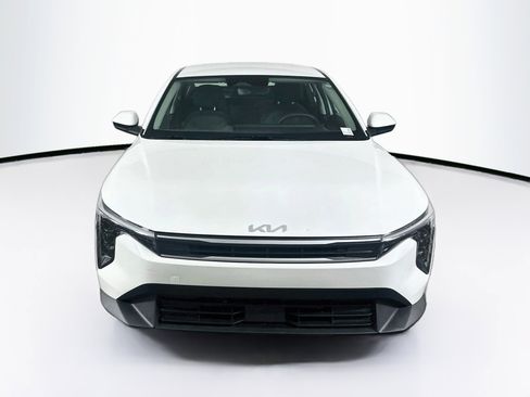 Used 2025 Kia K4 FWD image 2