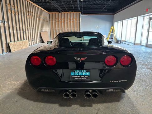 Used 2011 Chevrolet Corvette Grand Sport w/ Preferred Equipment Group image 10