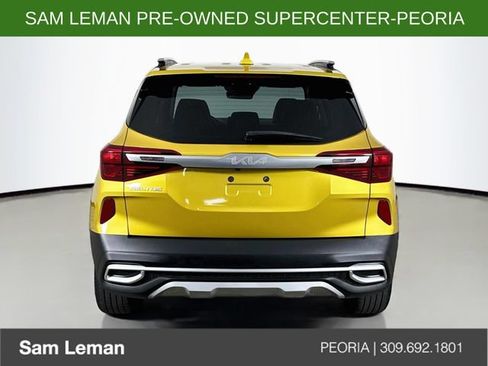 Used 2023 Kia Seltos SX w/ SX Sunroof Package AWD/4WD image 6