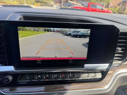 Used 2023 Chevrolet Silverado 1500 LT Trail Boss image 28