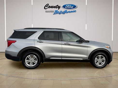 Used 2021 Ford Explorer XLT w/ Class III Trailer Tow Package image 9