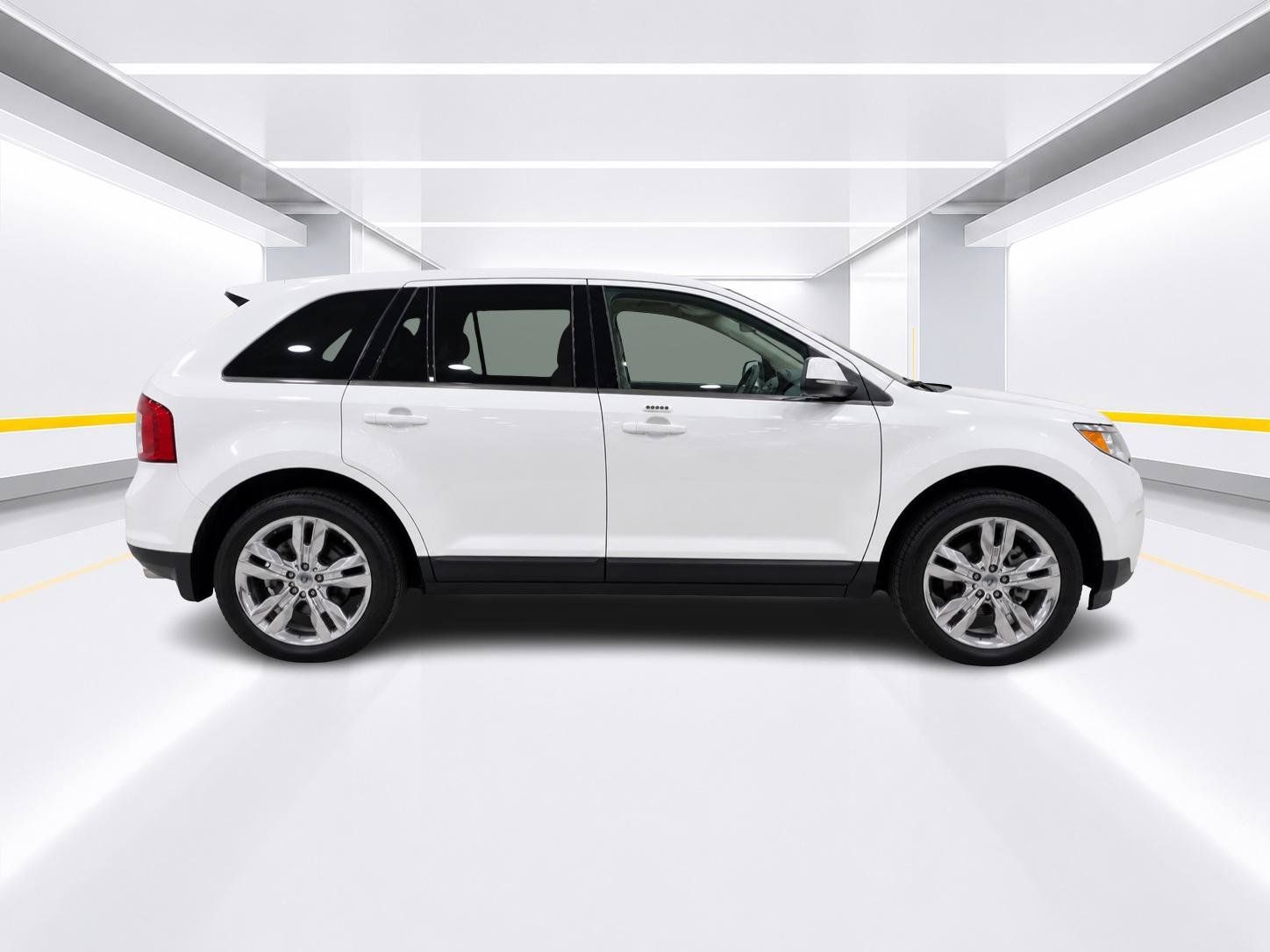 Used 2014 Ford Edge Limited w/ Equipment Group 301A FWD image 6