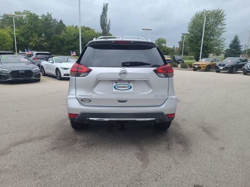Used 2018 Nissan Rogue SV AWD/4WD image 6