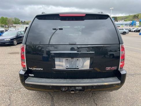 Used 2014 GMC Yukon Denali AWD/4WD image 7