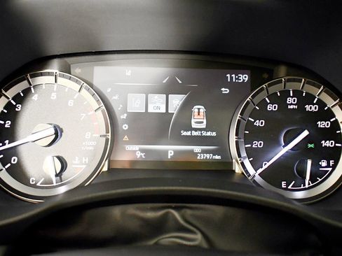 Used 2022 Toyota Highlander Platinum image 25