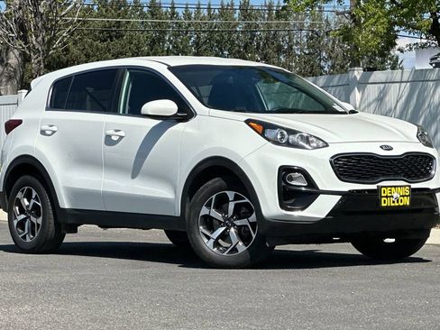 Used 2020 Kia Sportage LX image 1