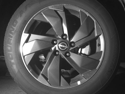 Used 2025 Nissan Rogue SV image 12