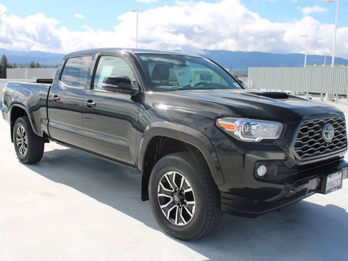 Certified 2023 Toyota Tacoma TRD Sport w/ TRD Premium Sport Package image 2