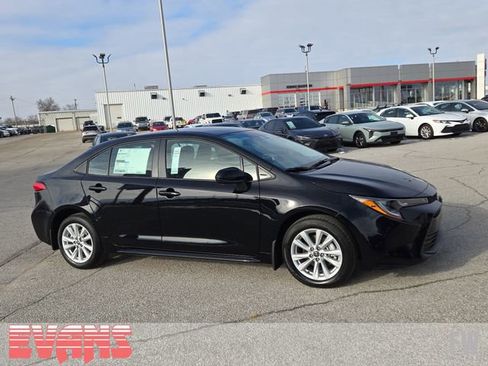 New 2026 Toyota Corolla LE w/ LE Premium Package image 2