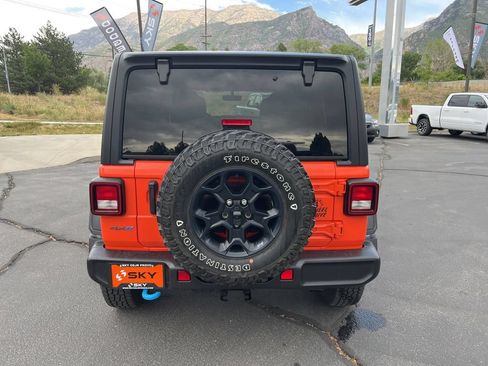 Used 2023 Jeep Wrangler Unlimited AWD/4WD image 10