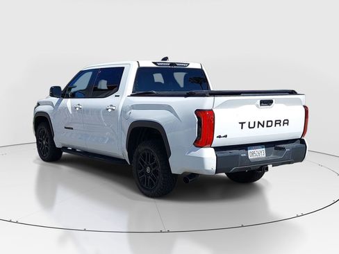 Used 2024 Toyota Tundra Limited AWD/4WD image 5