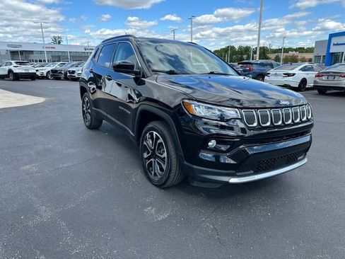 Used 2022 Jeep Compass Limited AWD/4WD image 5