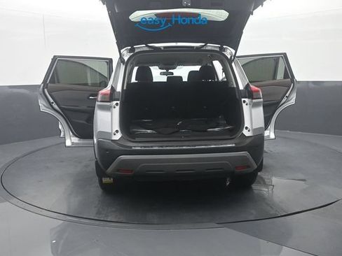 Used 2022 Nissan Rogue SV FWD image 39