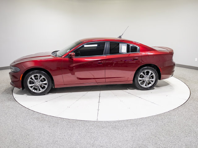 Used 2020 Dodge Charger SXT AWD/4WD image 30