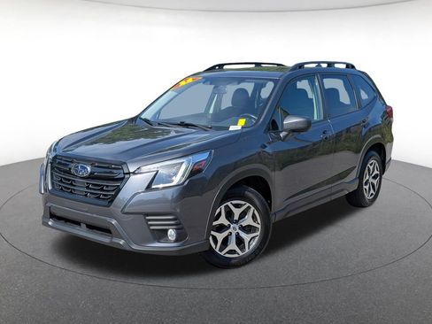 Used 2022 Subaru Forester Premium AWD/4WD image 1