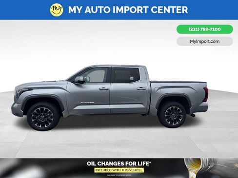 Used 2024 Toyota Tundra Limited AWD/4WD image 4