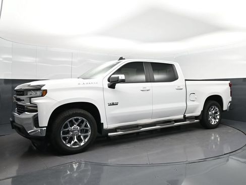 Used 2020 Chevrolet Silverado 1500 LT w/ Texas Edition RWD image 3