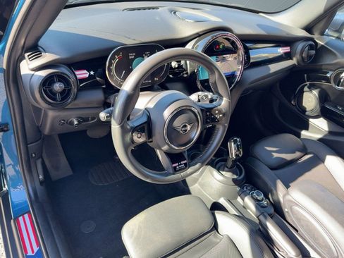 Certified 2023 MINI Cooper S image 4