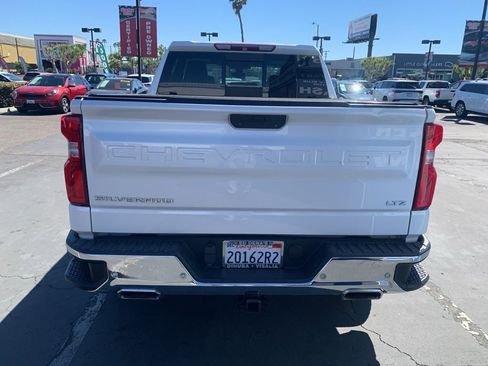 Used 2019 Chevrolet Silverado 1500 LTZ w/ LTZ Premium Package image 6
