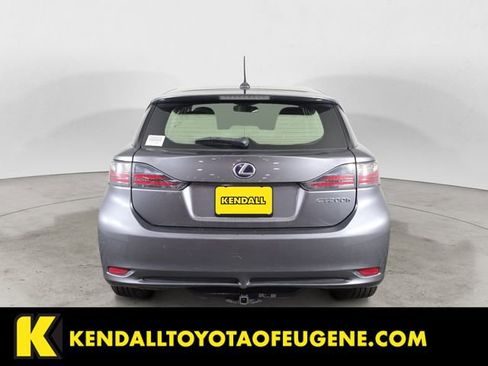 Used 2013 Lexus CT 200h image 4