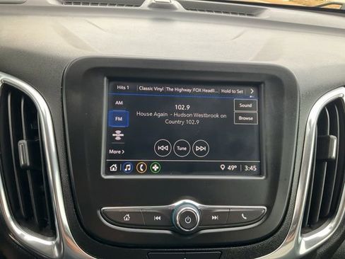 Used 2023 Chevrolet Equinox LT image 16