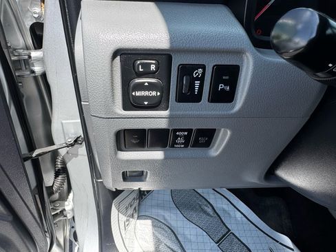 Used 2012 Toyota 4Runner SR5 w/ Convenience Pkg AWD/4WD image 35