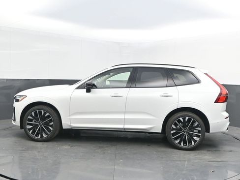 New 2026 Volvo XC60 B5 Ultra w/ Protection Package Premier image 4