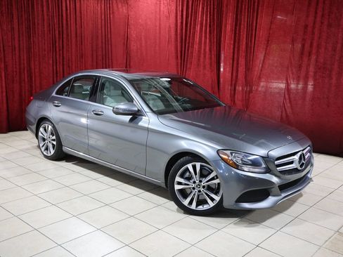 Used 2018 Mercedes-Benz C 300 Sedan image 2