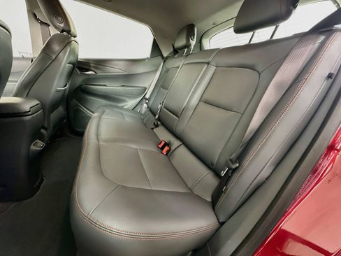 Used 2017 Chevrolet Bolt Premier w/ Driver Confidence II Package FWD image 23