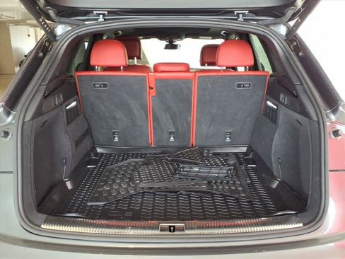 Used 2023 Audi SQ5 Premium Plus w/ Premium Plus Package image 19