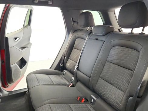 Used 2025 Chevrolet Equinox LT w/ Safety and Technology Package FWD image 24