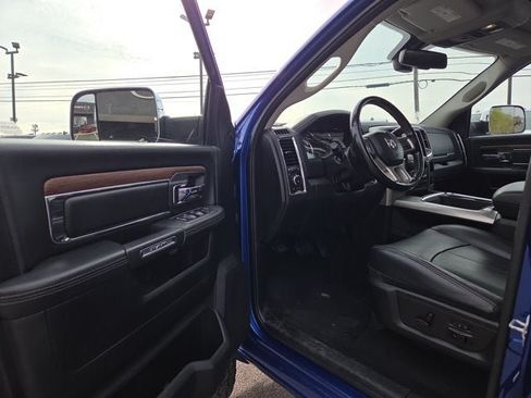 Used 2018 RAM 3500 Laramie w/ Snow Chief Group AWD/4WD image 8