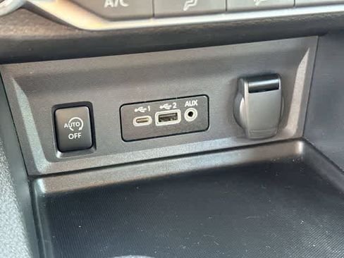 Used 2024 Nissan Sentra SV FWD image 27