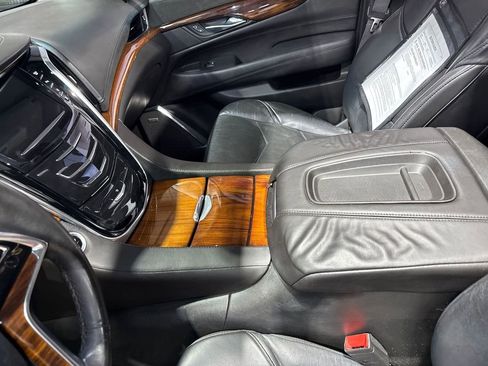 Used 2015 Cadillac Escalade Premium RWD image 81