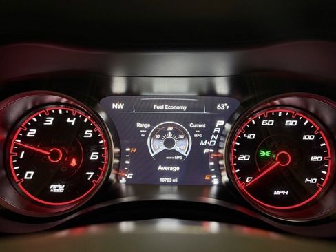 Used 2023 Dodge Charger SXT image 13