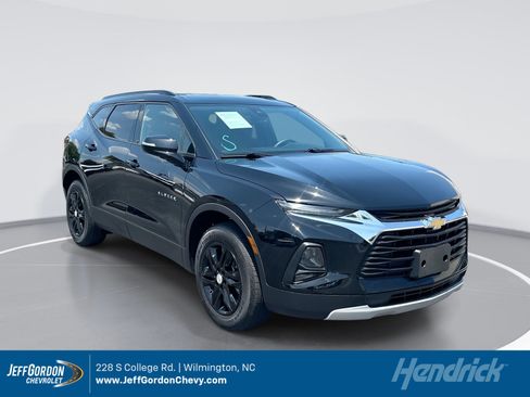 Used 2022 Chevrolet Blazer LT AWD/4WD image 1