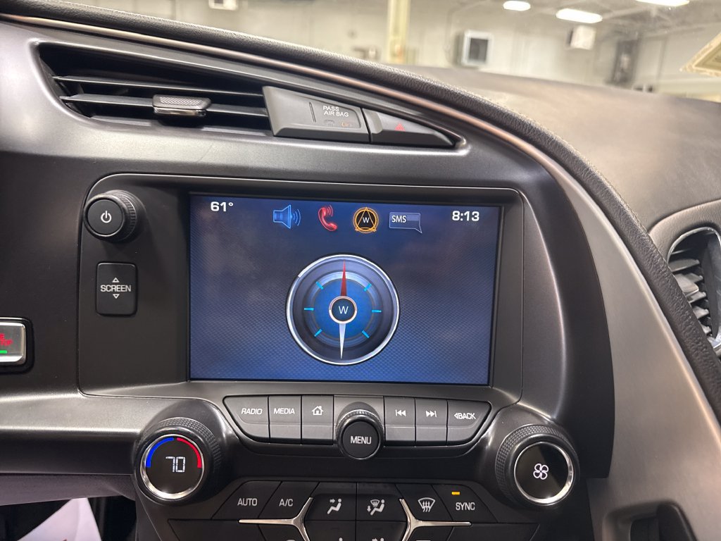 Used 2019 Chevrolet Corvette Stingray Coupe w/ 1LT RWD image 7