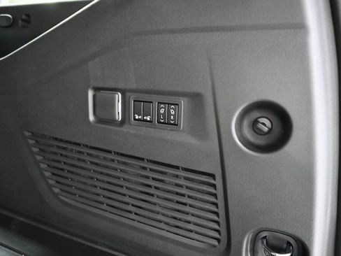 New 2026 GMC Yukon XL Elevation w/ Elevation Premium Package image 30