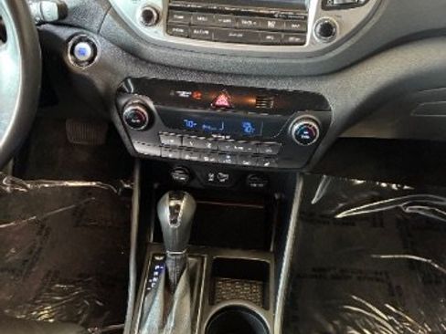 Used 2016 Hyundai Tucson Limited FWD image 22