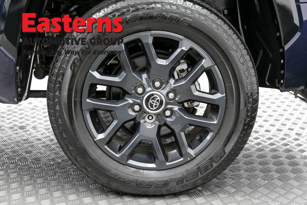 Used 2023 Toyota Tundra Platinum AWD/4WD image 38