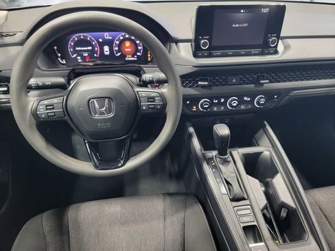 Used 2023 Honda Accord EX image 29