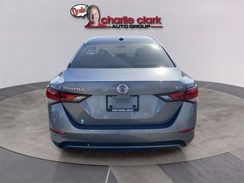 Used 2023 Nissan Sentra SV image 5
